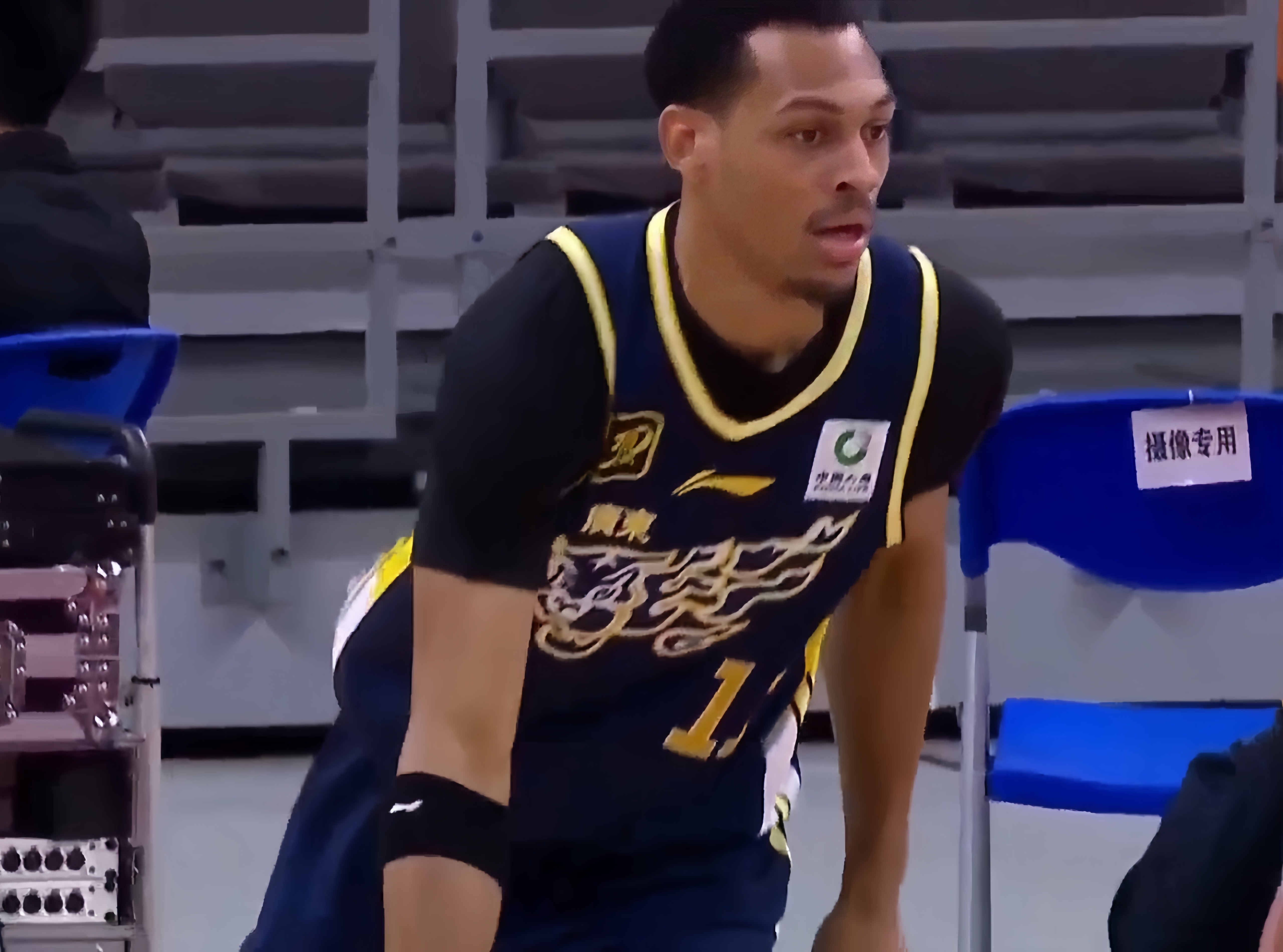 爱游戏下载-欧篮联赛程吃紧，浙江稠州今晨再遭质疑，信心回归，训练强度明显提升的简单介绍